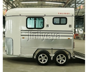 湖南两马位运马车